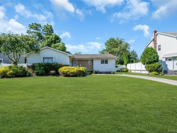 33 Cameo Road , Commack, NY 11725