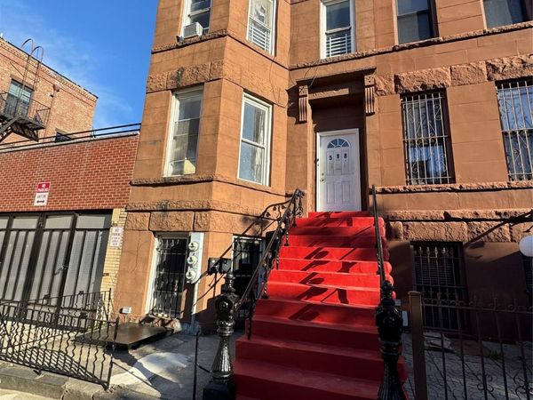 598 Monroe Street , Brooklyn, NY 11221