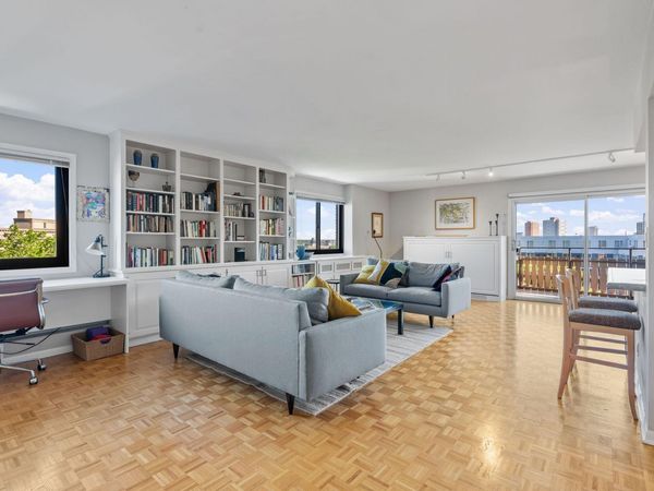 410 Groveland Avenue, Unit 602, Minneapolis, MN 55403