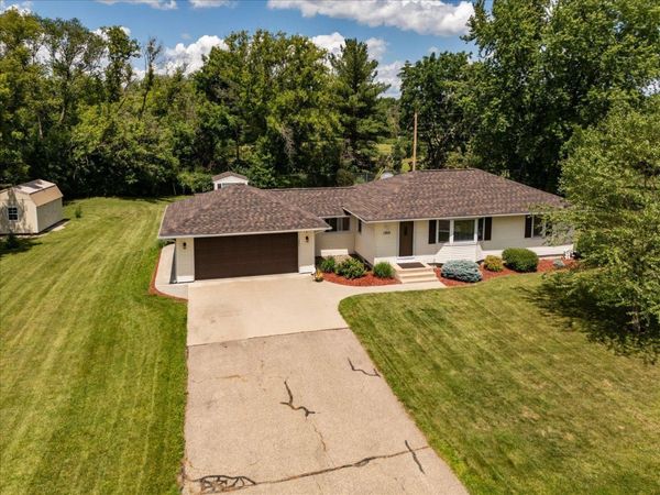 1305 25th Street SE, Rochester, MN 55904