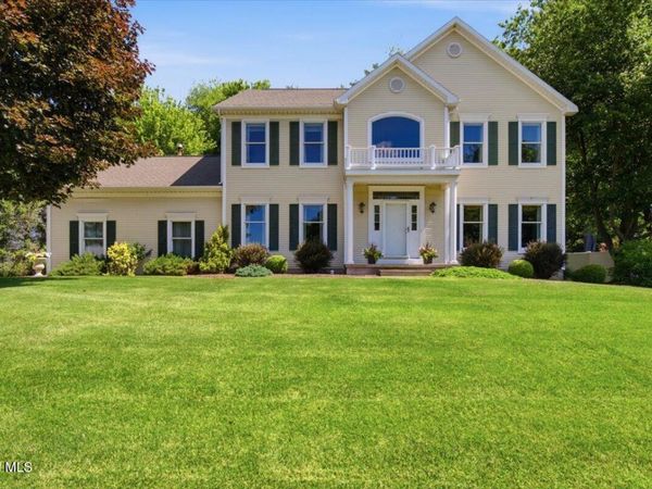 27 Mosall Drive, Slingerlands, NY 12159