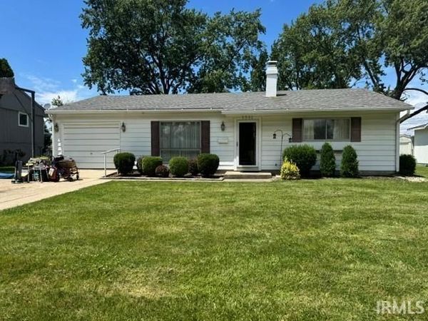 1331 Cinnamon Road, Fort Wayne, IN 46825