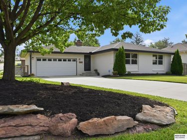 2217 N 99th Street, Omaha, NE 68134