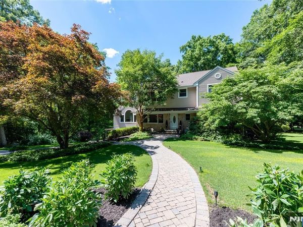 66 Glasgow Terrace, MAHWAH, NJ 07430