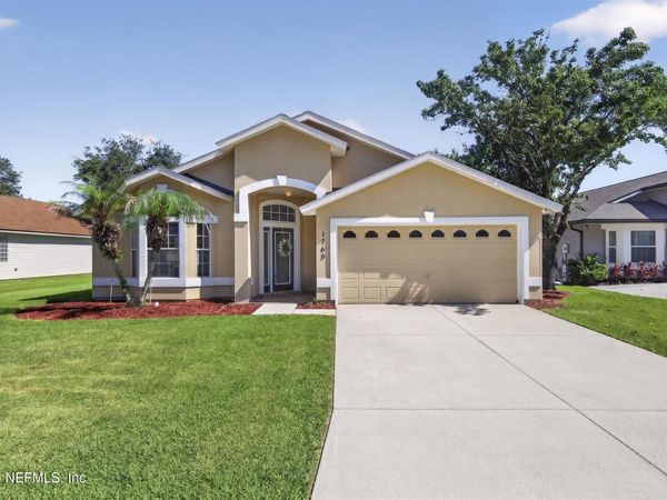 1760 MOSS CREEK Drive, Fleming Island, FL 32003