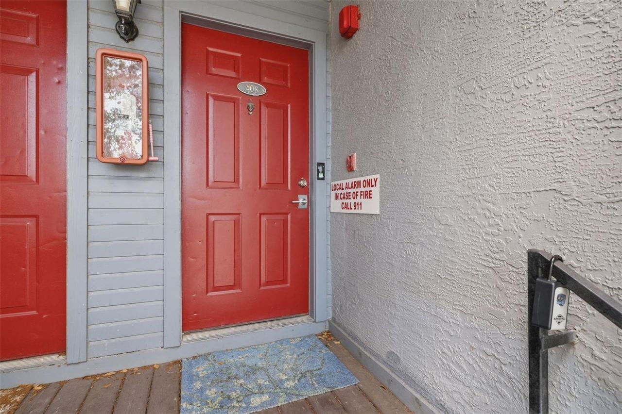 10263 Gandy Boulevard N, Unit 408, Saint Petersburg, FL 33702 Photo