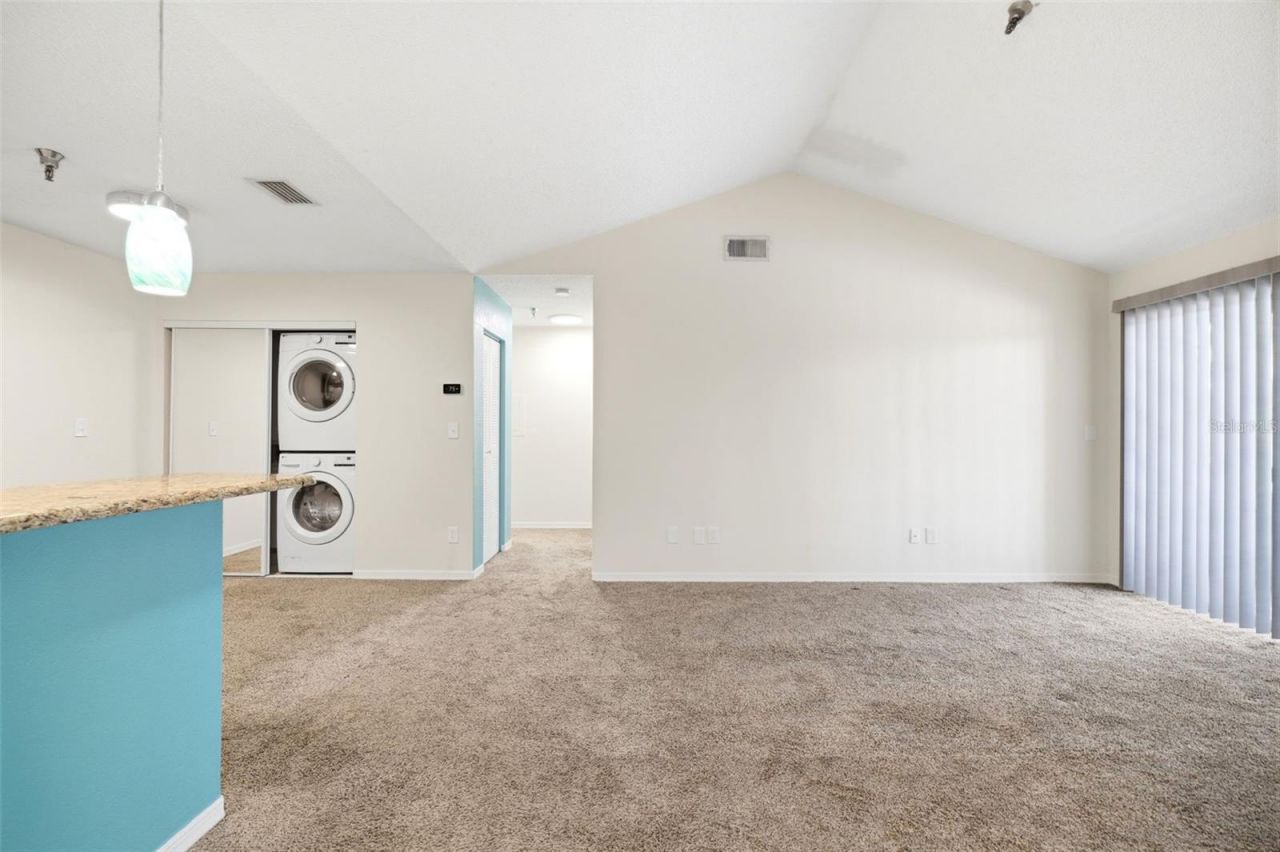 10263 Gandy Boulevard N, Unit 408, Saint Petersburg, FL 33702 Photo