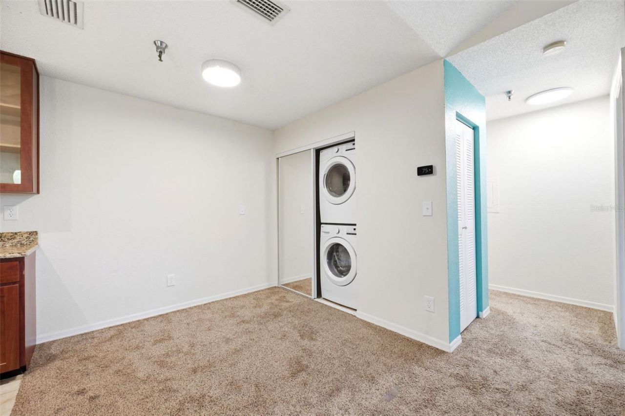 10263 Gandy Boulevard N, Unit 408, Saint Petersburg, FL 33702 Photo