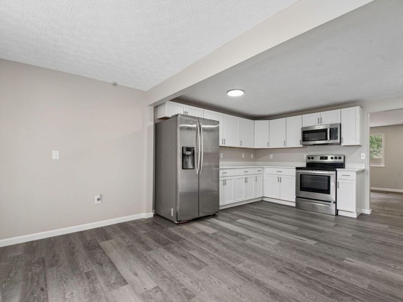3255 Winding Creek Drive, Columbus, OH 43223 Photo 8