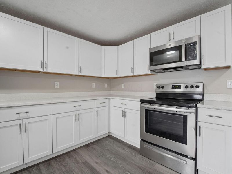 3255 Winding Creek Drive, Columbus, OH 43223 Photo 9