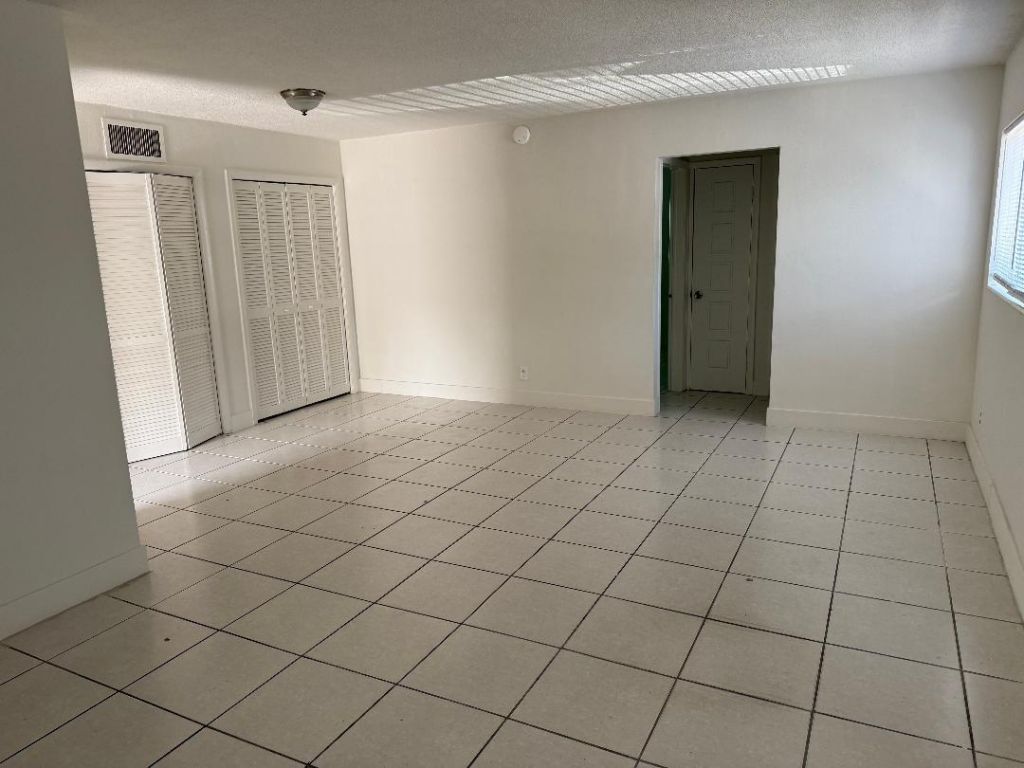 1913 NE 2nd Street, Unit 1, Pompano Beach, FL 33060 Photo