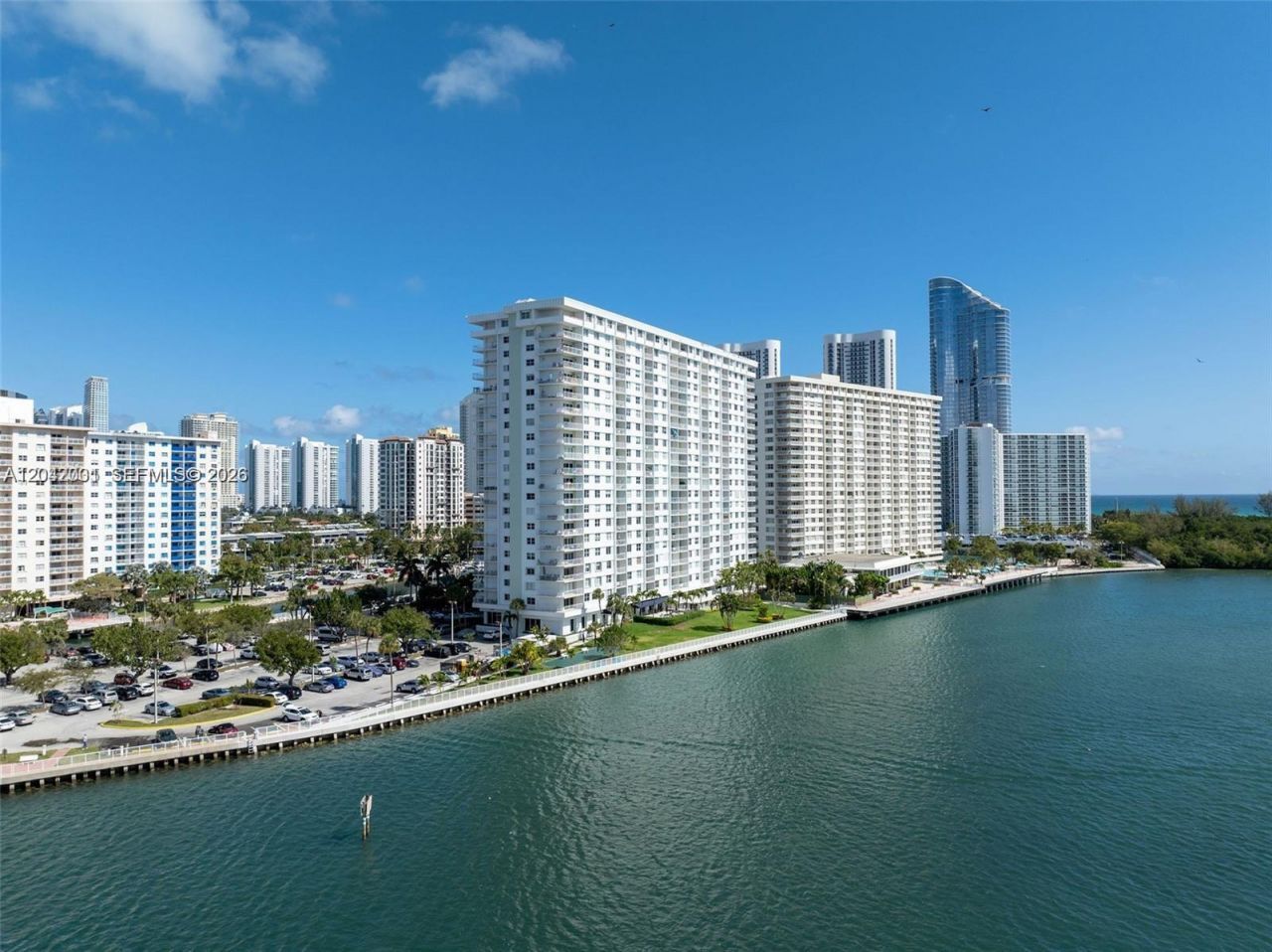 500 Bayview Dr, Unit 232, Sunny Isles Beach, FL 33160 Photo