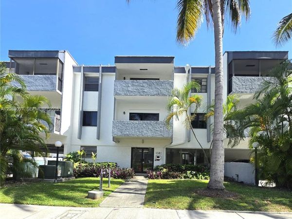 3582 NE 171st St , Unit 307, North Miami Beach, FL 33160