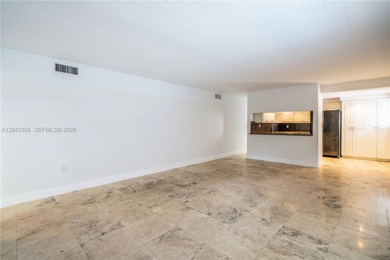 3265 Virginia St , Unit 11, Miami, FL 33133 Photo