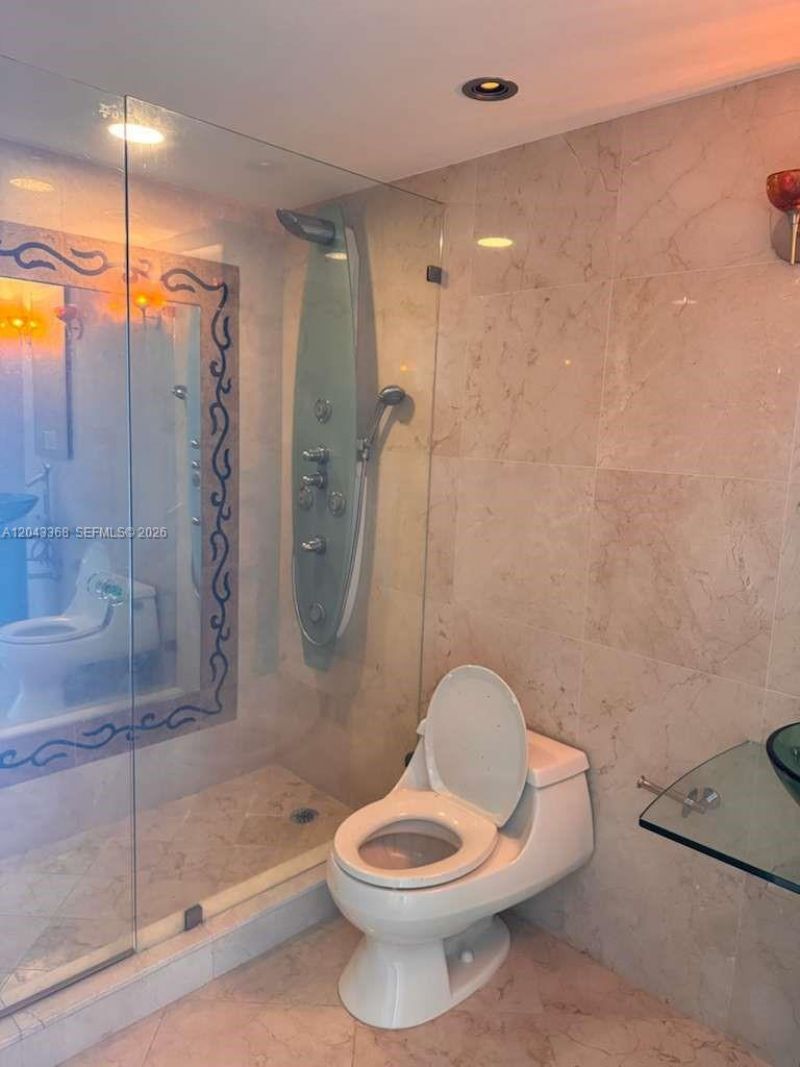 5025 Collins Ave , Unit 1602, Miami Beach, FL 33140 Photo