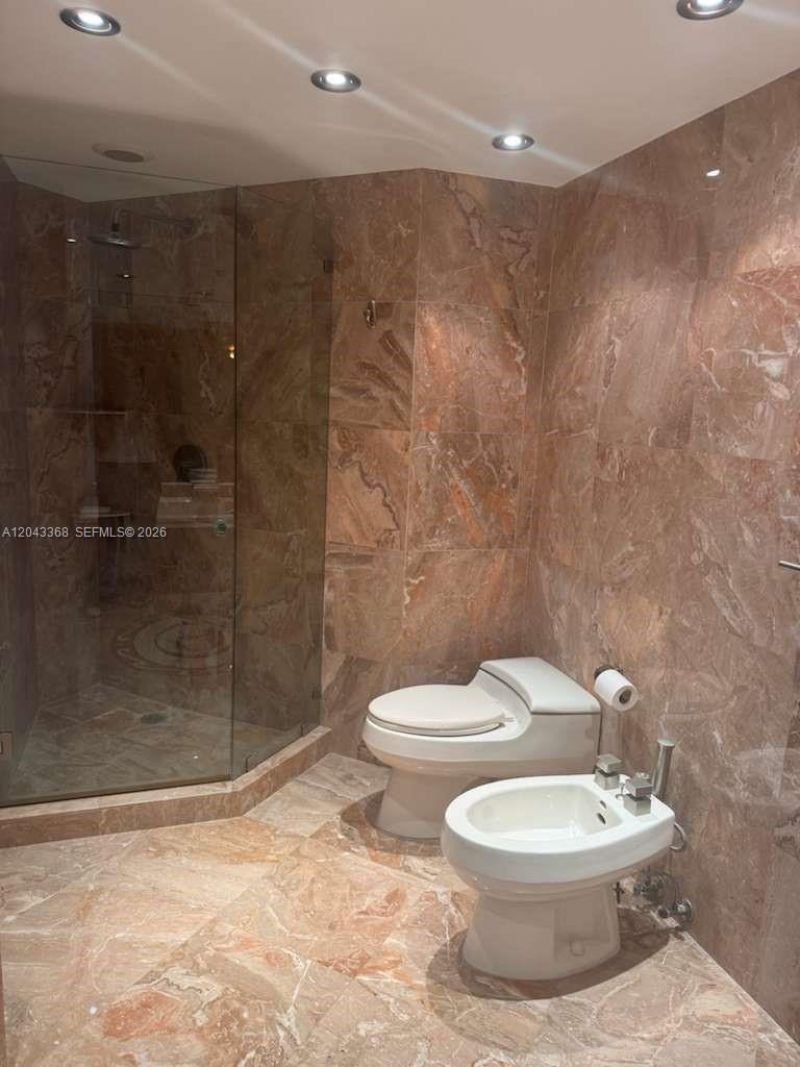 5025 Collins Ave , Unit 1602, Miami Beach, FL 33140 Photo