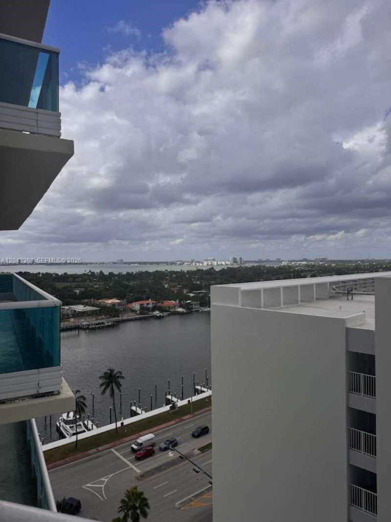 5025 Collins Ave , Unit 1602, Miami Beach, FL 33140 Photo