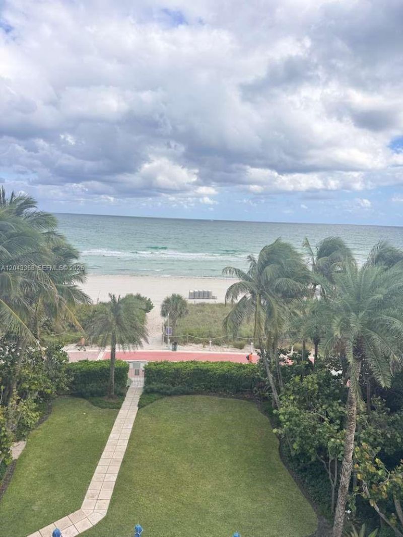 5025 Collins Ave , Unit 1602, Miami Beach, FL 33140 Photo