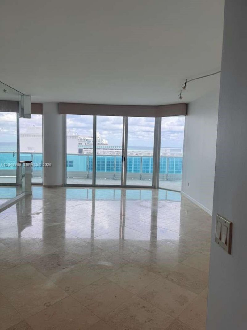 5025 Collins Ave , Unit 1602, Miami Beach, FL 33140 Photo