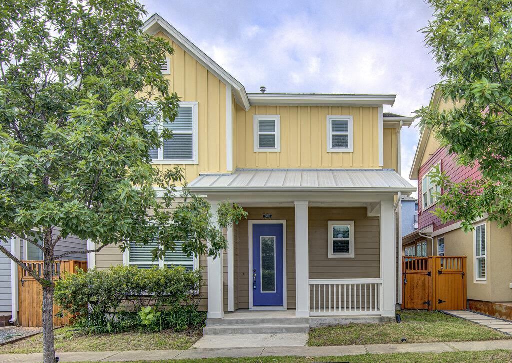 2409 Moreno St, Austin, TX 78723 Main Photo