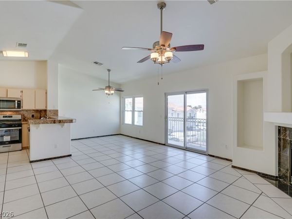 6201 E Lake Mead Boulevard, Unit 278, Las Vegas, NV 89156