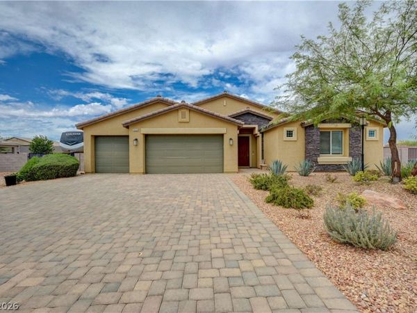 1526 Quail Vista Court, Logandale, NV 89021