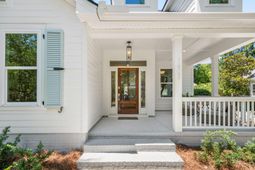 1403 Elfe Street photo 4