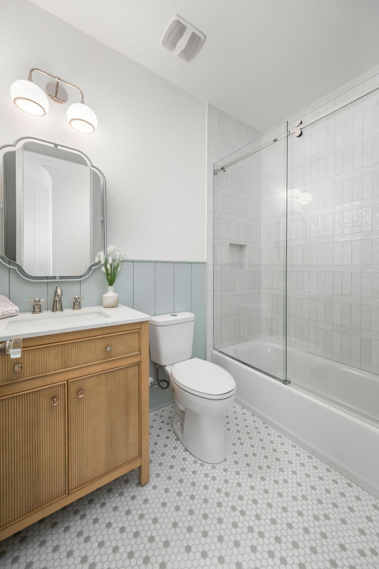 1403 Elfe Street Photo 27