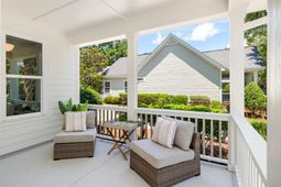 1403 Elfe Street photo 4