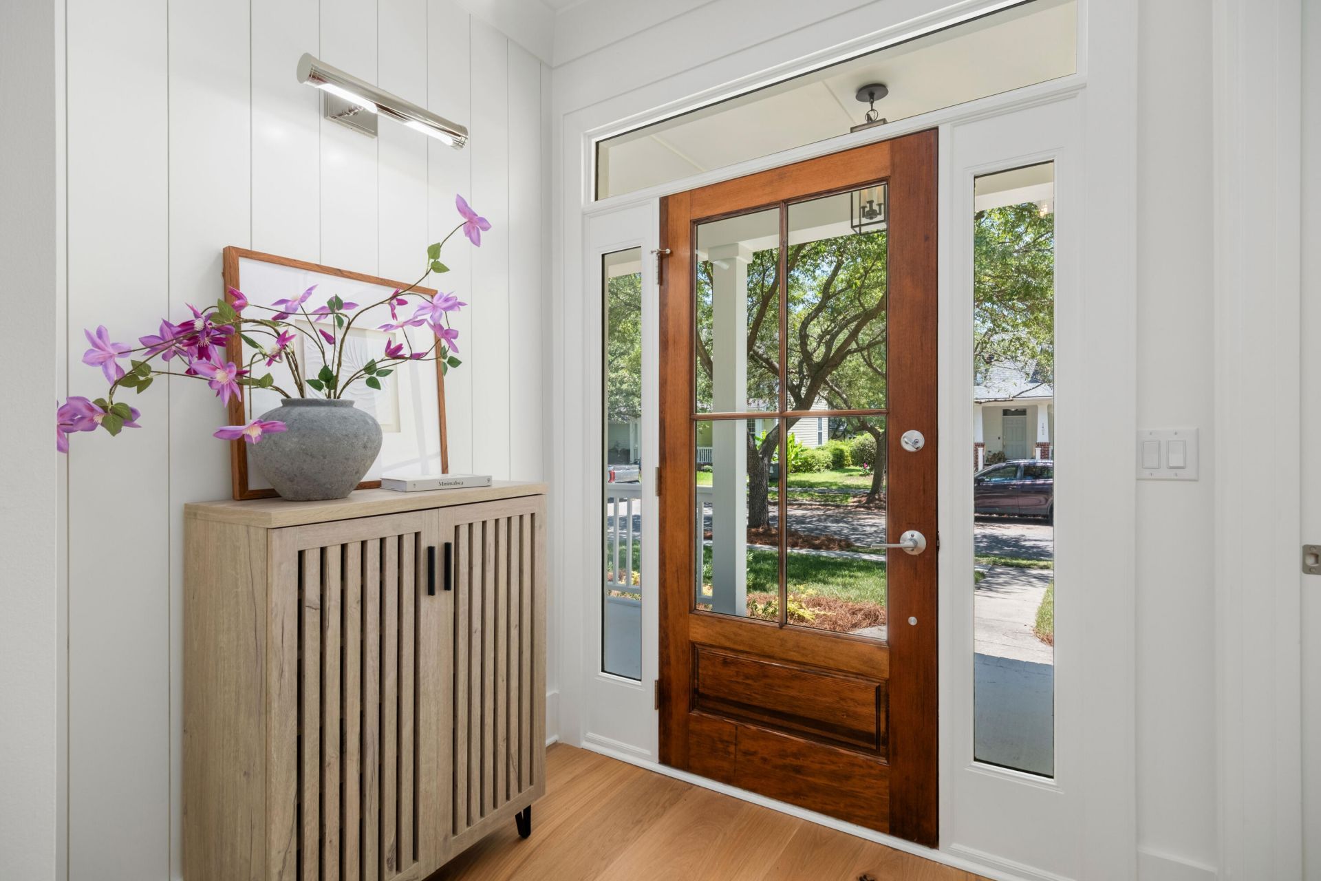 1403 Elfe Street Photo 4