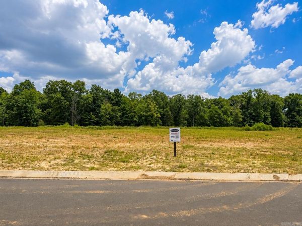 503 Corondelet Lane , Maumelle, AR 72113