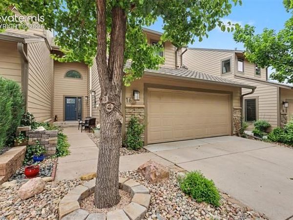 16 Woodbridge Drive, Colorado Springs, CO 80906