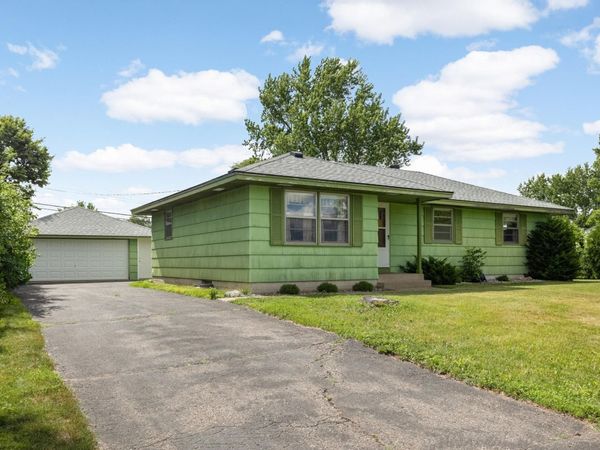 6927 Dupont Avenue N, Brooklyn Center, MN 55430