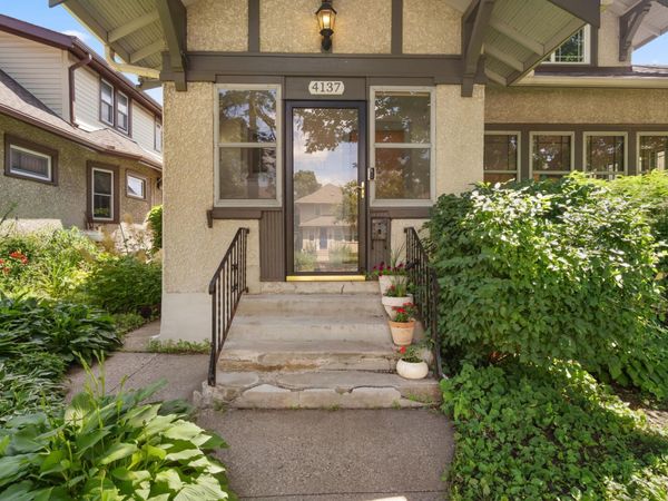 4137 Columbus Avenue S, Minneapolis, MN 55407