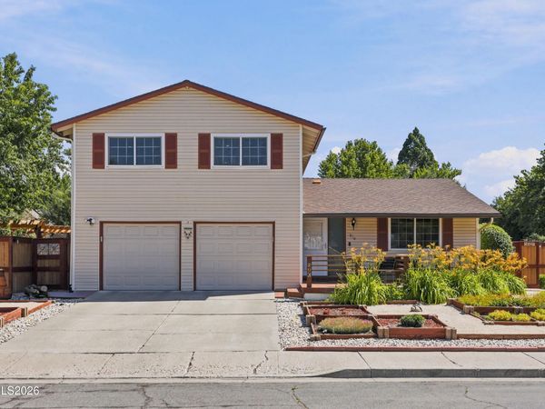 810 Autumn Hills Drive, Reno, NV 89511