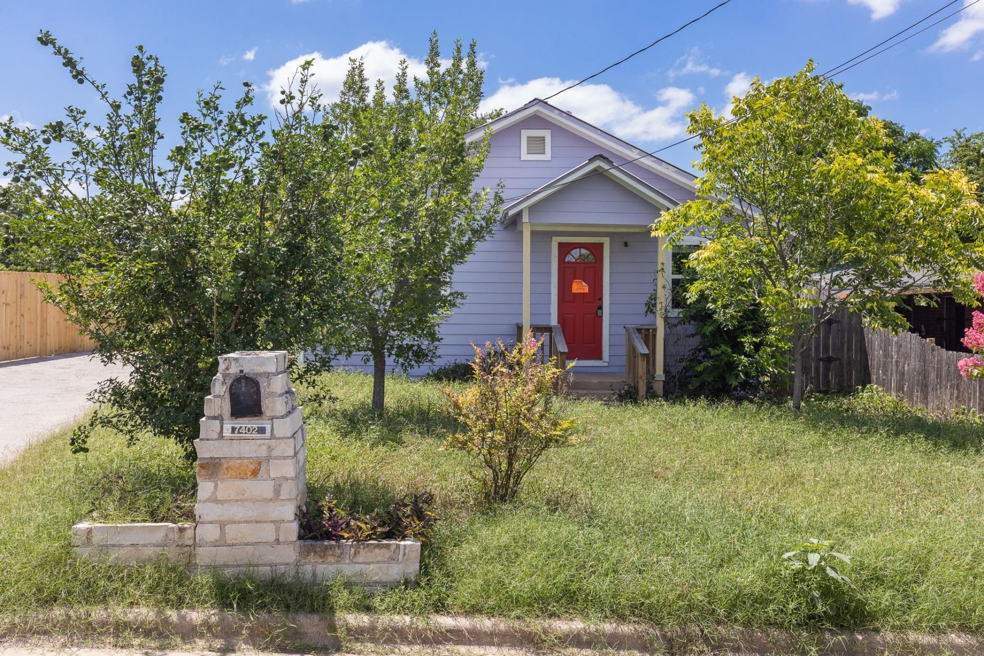 7402 Providence Ave, Austin, TX 78752 Main Photo