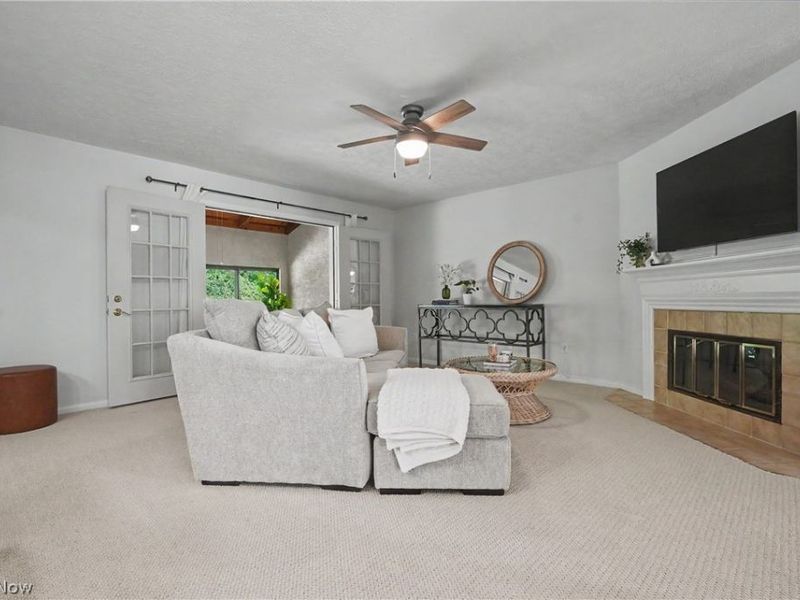 162 Lake Terrace Drive, Munroe Falls, OH 44262 Photo 9