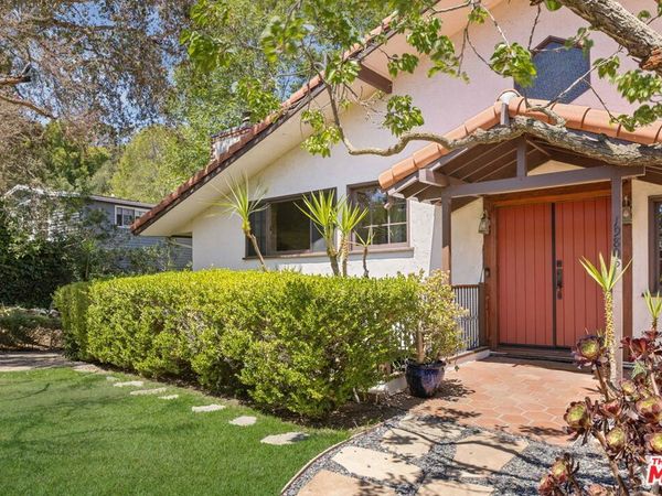 19805 Valley View Drive, Topanga, CA 90290