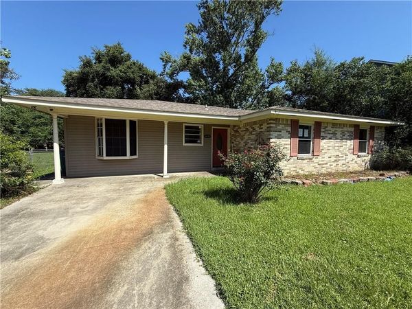 3838 ARROWHEAD Drive, Slidell, LA 70458