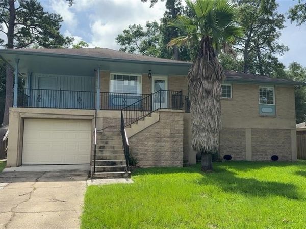 2127 MIDDLE Drive, Slidell, LA 70458