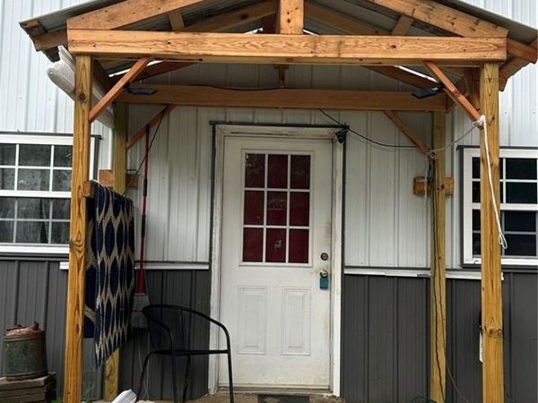 129 Shamrock Lane, Bourbon, MO 65441
