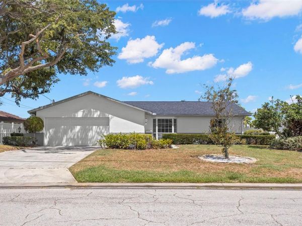 4960 DOVER STREET NE, ST PETERSBURG, FL 33703