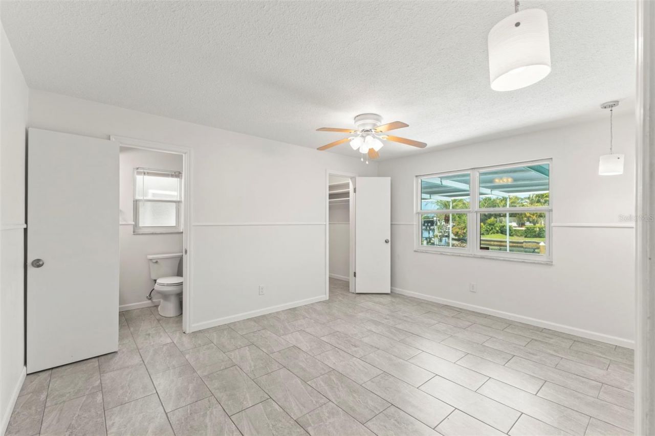 4960 Dover Street Ne, Saint Petersburg, FL 33703 Photo