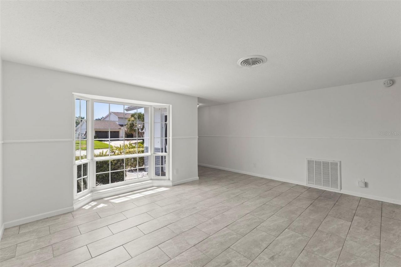 4960 Dover Street Ne, Saint Petersburg, FL 33703 Photo