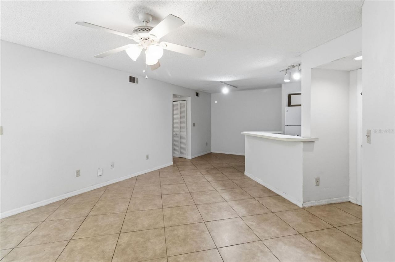 4572 Commander Drive , Unit 1227, Orlando, FL 32822 Photo