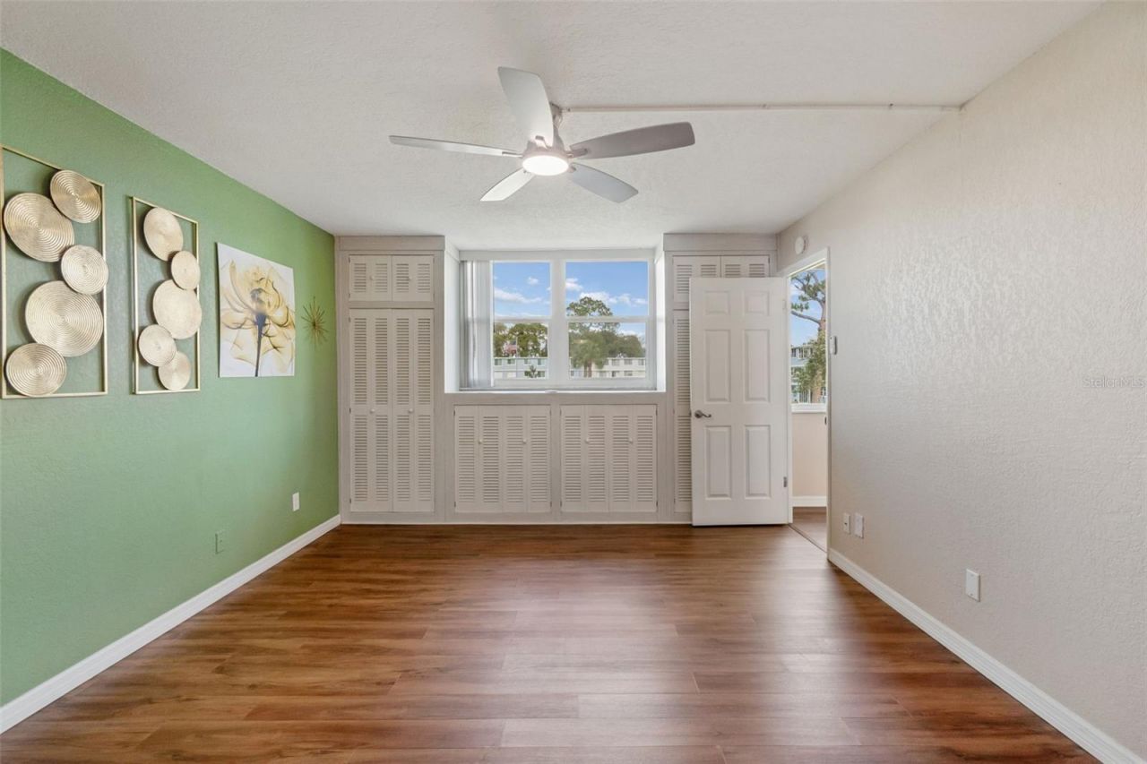 4715 Bay Street Ne, Unit 223, Saint Petersburg, FL 33703 Photo