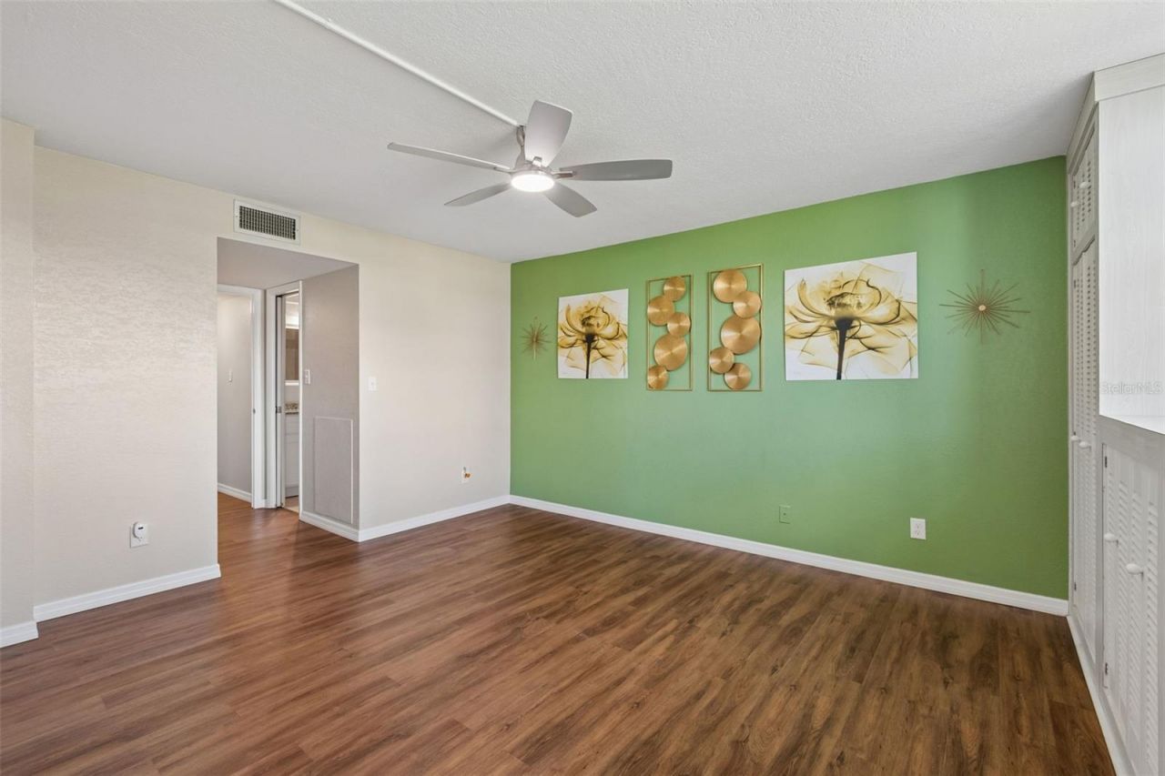4715 Bay Street Ne, Unit 223, Saint Petersburg, FL 33703 Photo
