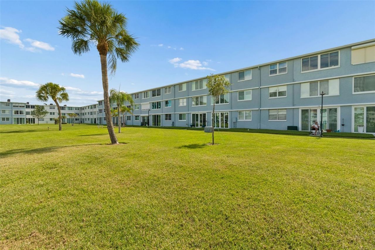 4715 Bay Street Ne, Unit 223, Saint Petersburg, FL 33703 Photo