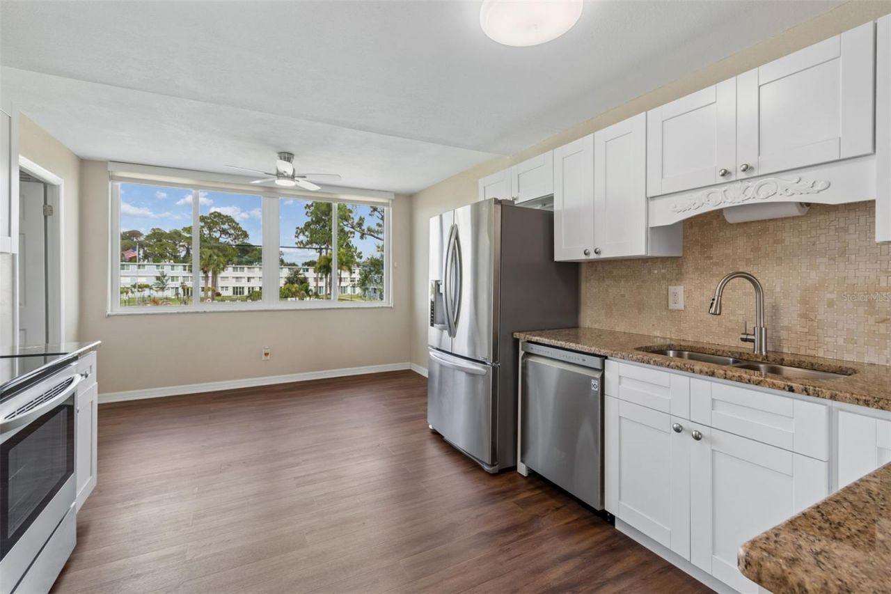 4715 Bay Street Ne, Unit 223, Saint Petersburg, FL 33703 Photo