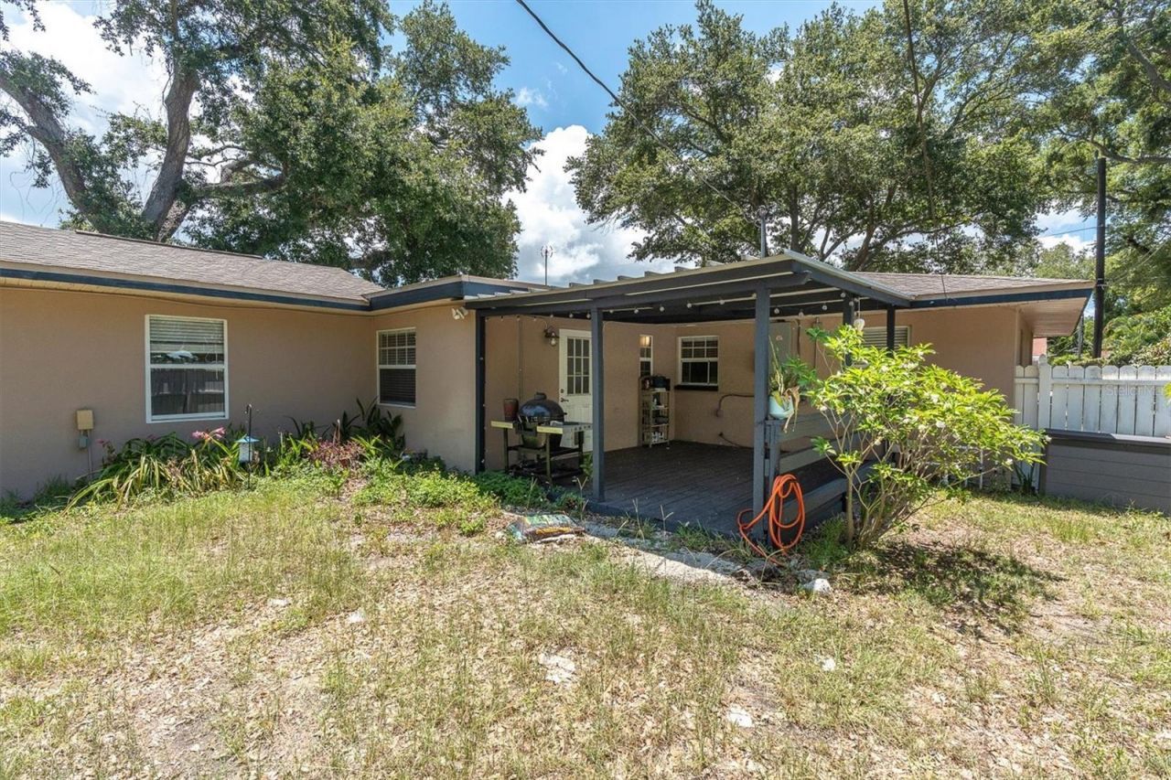 1966 Mckinley Street, Clearwater, FL 33765 Photo